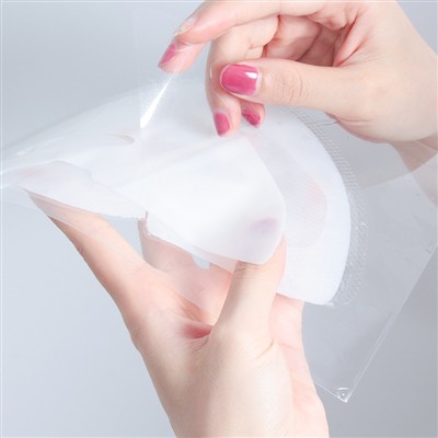 Uusi katoava kasvonaamion koostumus vie yön yli kauneuden seuraavalle tasolle