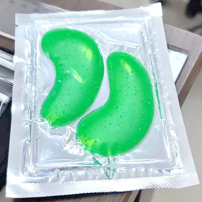 Kosteuttava silmänaamio